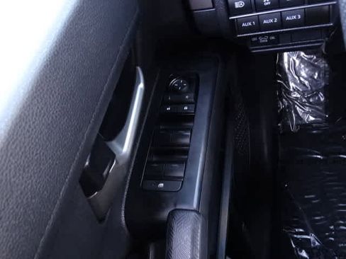 Certified 2024 Toyota Tacoma TRD Sport w/ TRD Sport Upgrade Package image 38