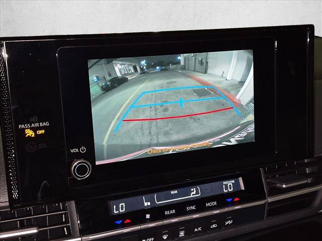 Certified 2026 Toyota Sienna LE FWD image 14