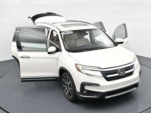 Used 2019 Honda Pilot Elite image 15