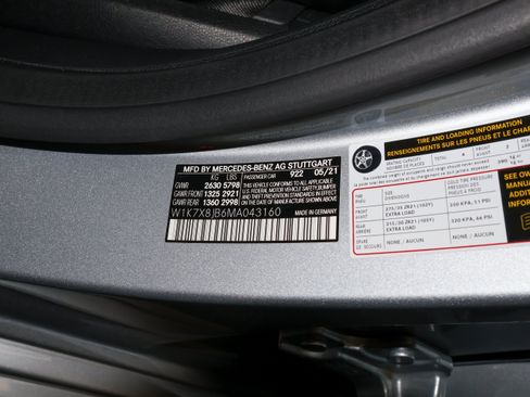 Used 2021 Mercedes-Benz AMG GT 63 w/ AMG Aerodynamics Package image 74