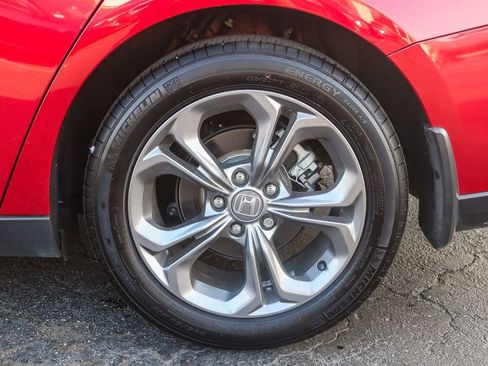 Used 2024 Honda Accord EX image 11