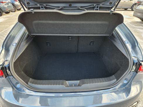 Certified 2025 MAZDA MAZDA3 Carbon image 19