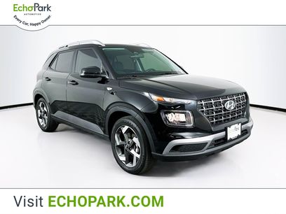 Used 2024 Hyundai Venue SEL