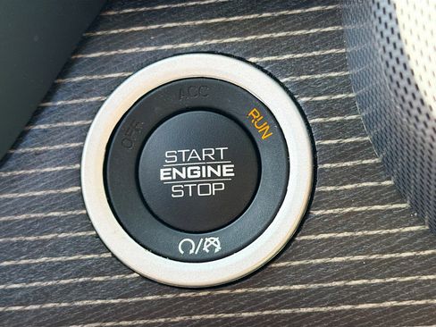 Used 2021 RAM 1500 Limited image 35