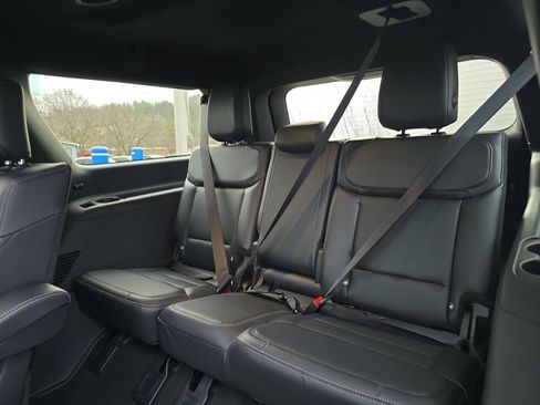 New 2026 Ford Expedition Max Platinum w/ Stealth Appearance Package image 15