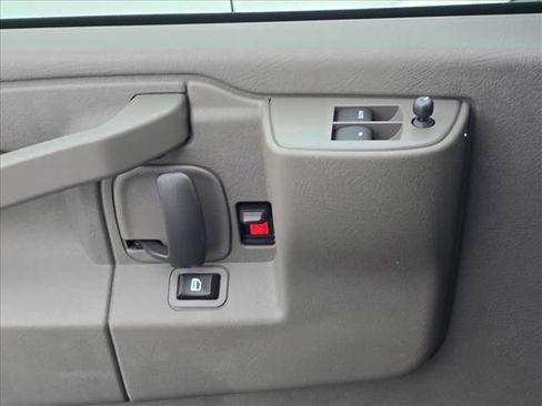 New 2025 Chevrolet Express 2500 w/ Driver Convenience Package image 27