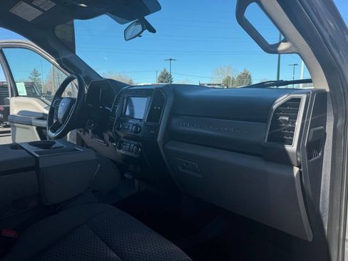 Used 2022 Ford F350 XLT w/ XLT Premium Package image 35
