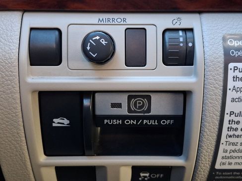 Used 2012 Subaru Outback 3.6R Limited w/ Moonroof Pkg image 24