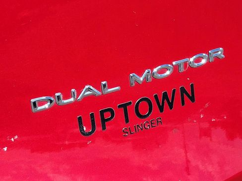 Used 2021 Tesla Model Y Long Range image 12