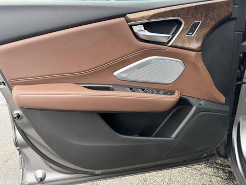 Used 2023 Acura RDX AWD w/ Advance Package image 10