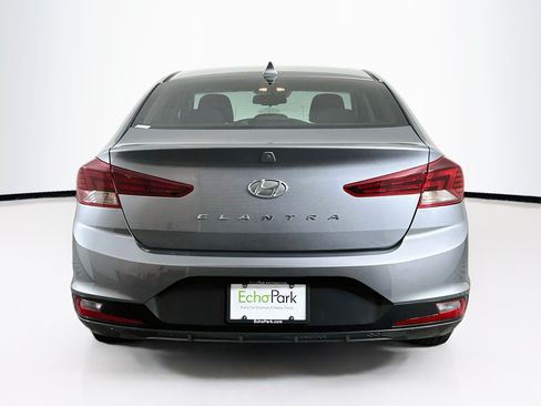 Used 2019 Hyundai Elantra Value Edition w/ Cargo Package FWD image 7