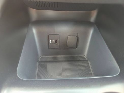 New 2026 Ford Explorer Active RWD image 58