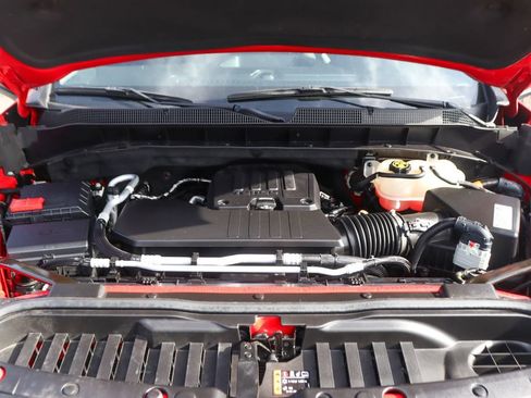 Used 2020 Chevrolet Silverado 1500 LT RWD image 12