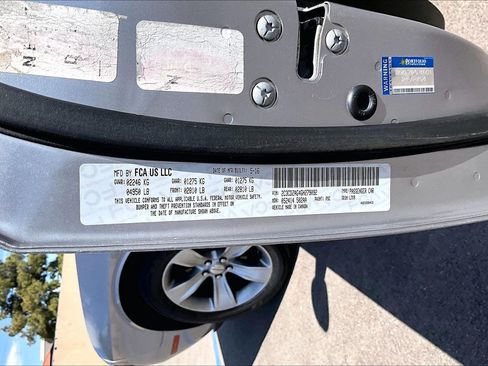 Used 2016 Dodge Challenger SXT RWD image 28