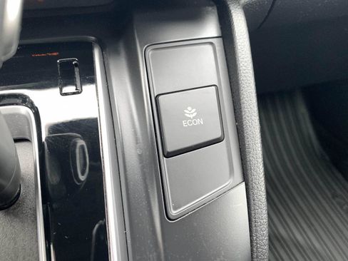 Used 2019 Honda CR-V EX image 27
