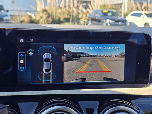 Used 2025 Mercedes-Benz CLA 250 image 32