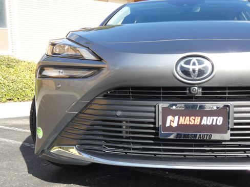 Used 2023 Toyota Mirai image 18