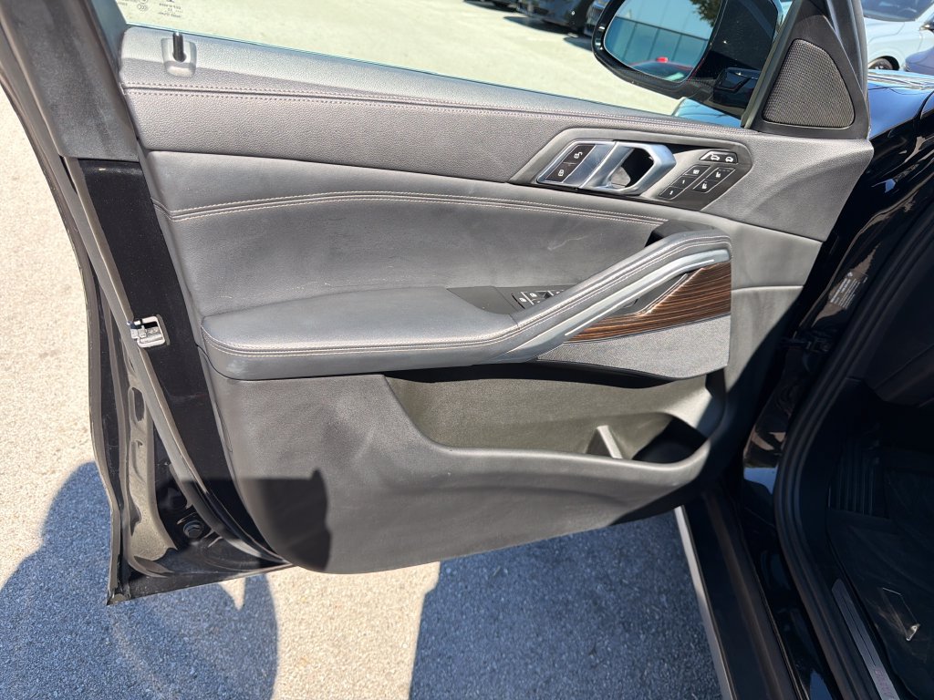 Used 2023 BMW X6 xDrive40i AWD/4WD image 18