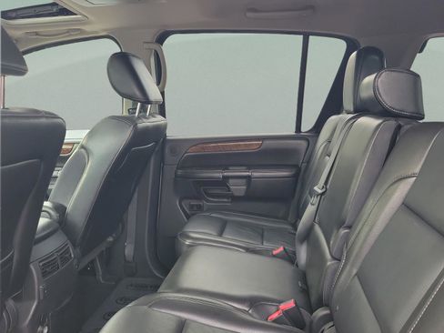 Used 2012 Nissan Armada Platinum image 7