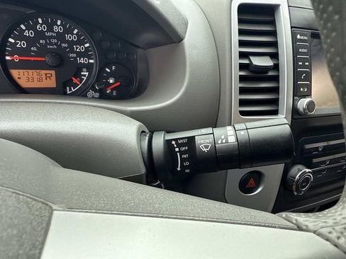 Used 2019 Nissan Frontier SV AWD/4WD image 32