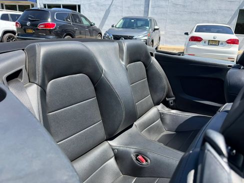 Used 2015 Ford Mustang GT Premium RWD image 13