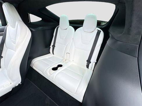 Used 2017 Tesla Model X 75D image 14