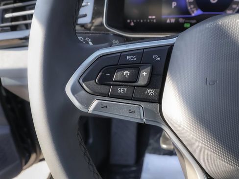 New 2026 Volkswagen Jetta SE FWD image 24