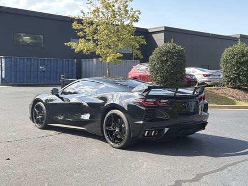Used 2020 Chevrolet Corvette Stingray Coupe w/ 1LT RWD image 19
