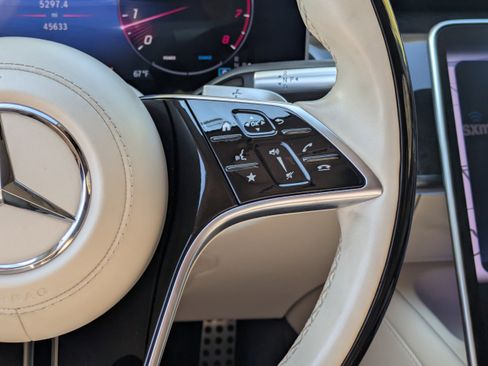 Certified 2023 Mercedes-Benz S 500 4MATIC image 19