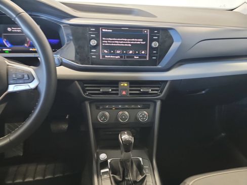 Used 2022 Volkswagen Taos SE FWD image 20
