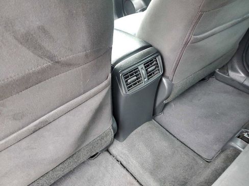 Used 2015 Nissan Rogue S image 20