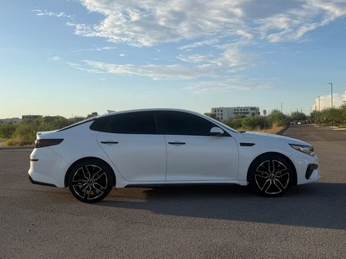 Used 2020 Kia Optima S FWD image 6
