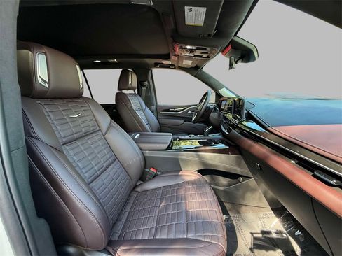 Certified 2024 Cadillac Escalade ESV Sport Platinum w/ LPO, ONYX Package image 14