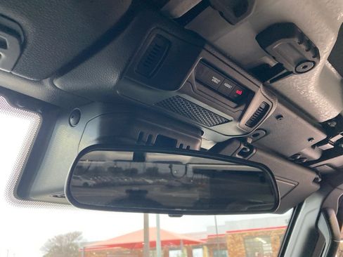 Used 2024 Jeep Wrangler Rubicon image 26