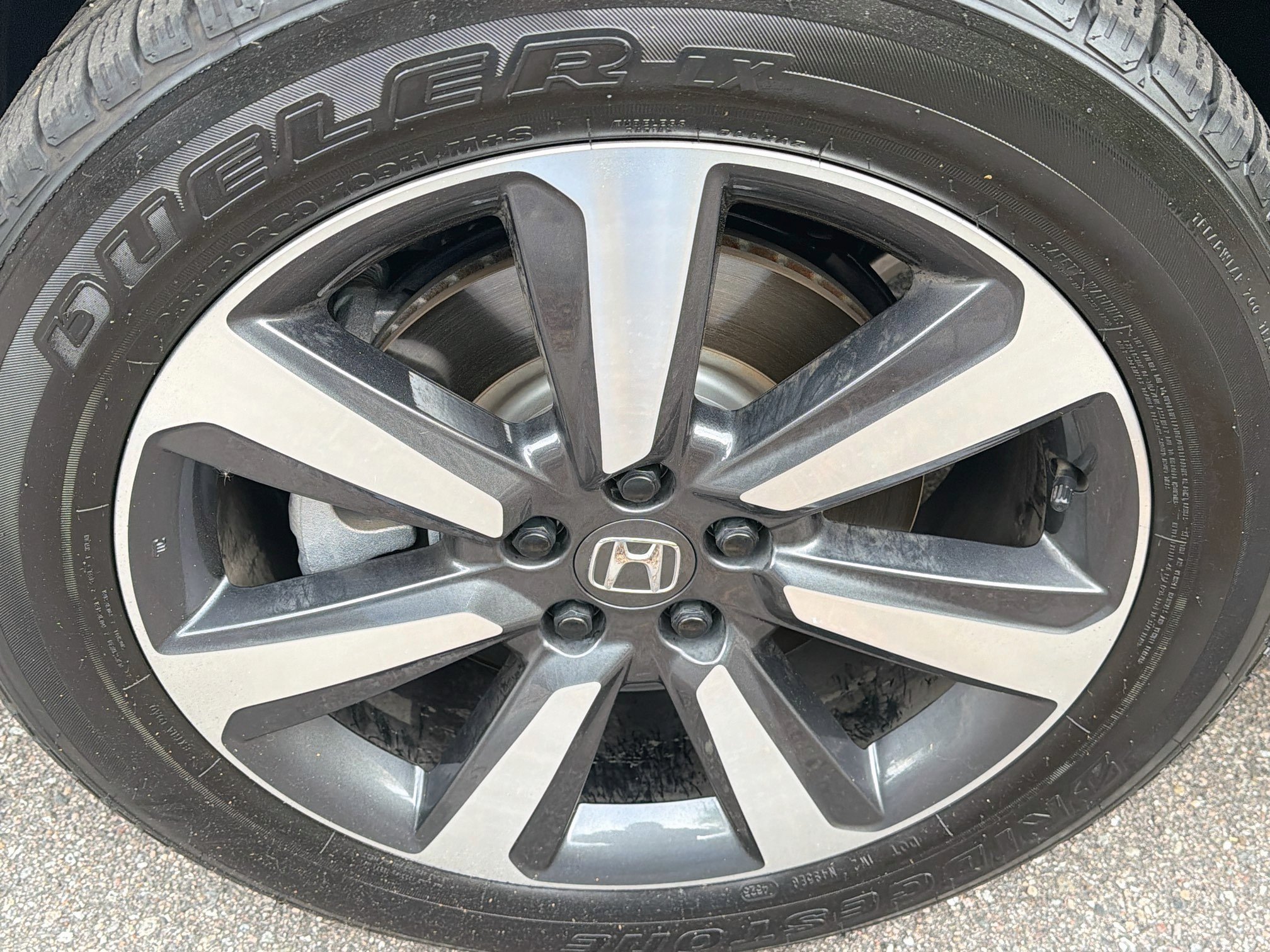 Used 2025 Honda Pilot Touring image 11