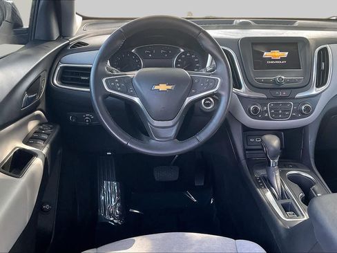 Used 2022 Chevrolet Equinox LT FWD image 6