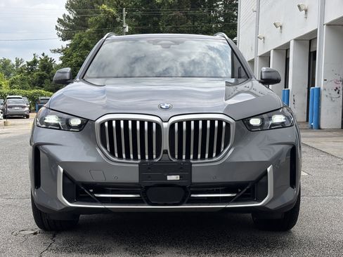 Certified 2026 BMW X5 xDrive40i w/ Climate Comfort Package AWD/4WD image 9