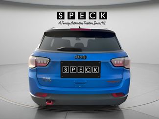 Used 2022 Jeep Compass Trailhawk w/ Trailhawk Convenience Group AWD/4WD video 3