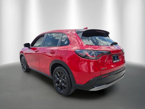 Certified 2025 Honda HR-V Sport image 5