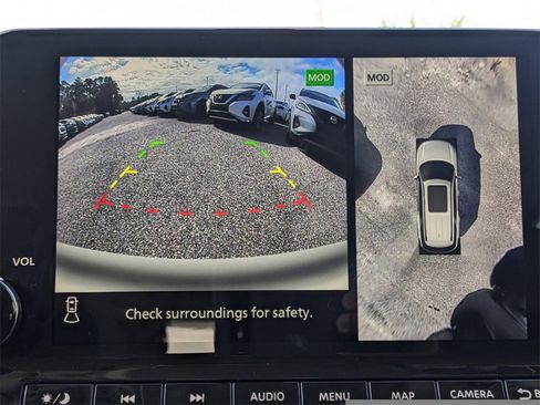 New 2025 Nissan Pathfinder SL w/ Black Appearance Package image 23