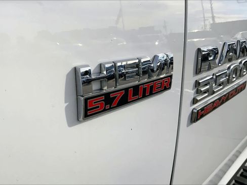 Used 2017 RAM 3500 Tradesman image 9