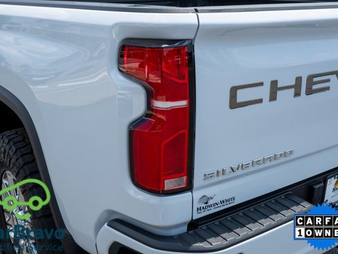 Used 2026 Chevrolet Silverado 2500 High Country w/ Technology Package AWD/4WD image 10