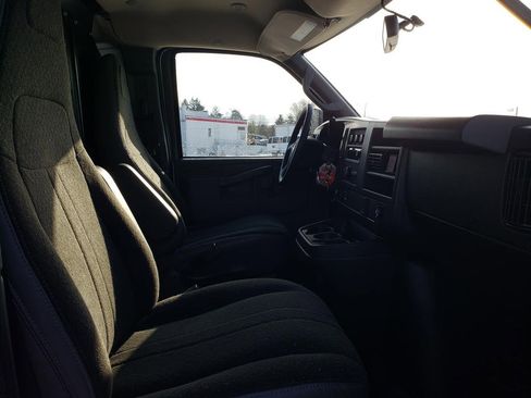 Used 2024 Chevrolet Express 2500 w/ Driver Convenience Package image 43