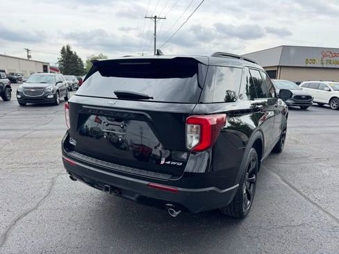 Used 2023 Ford Explorer ST-Line w/ Class IV Trailer Tow Package AWD/4WD image 8
