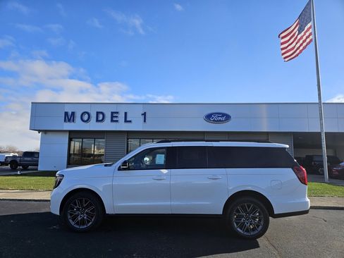 New 2025 Ford Expedition Max Platinum w/ Stealth Performance Package image 1