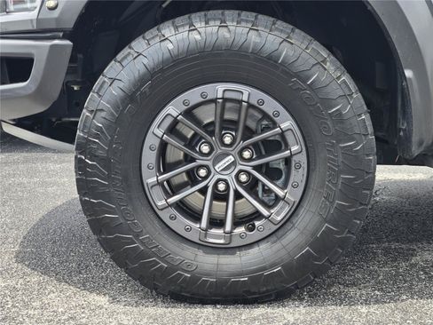 Certified 2020 Ford F150 Raptor w/ Equipment Group 802A Luxury AWD/4WD image 10