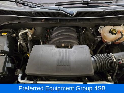Used 2022 GMC Yukon XL AT4 w/ Technology Package AWD/4WD image 12