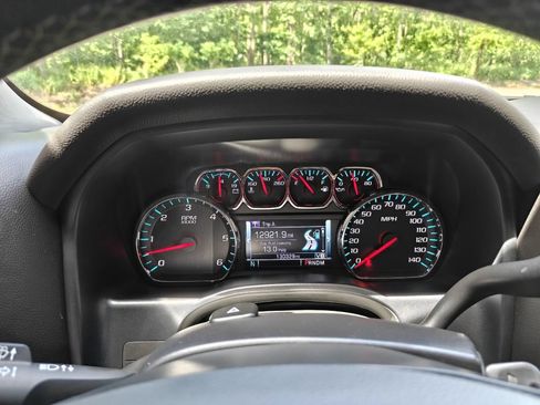 Used 2015 Chevrolet Silverado 1500 LT w/ All Star Edition AWD/4WD image 23