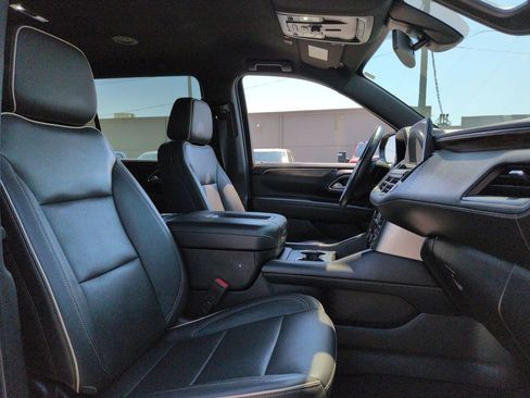 Used 2022 Chevrolet Suburban Premier image 20