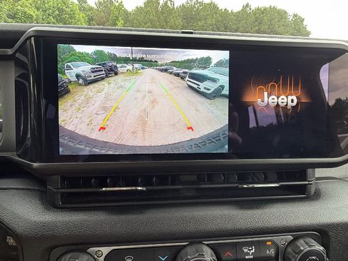 Used 2025 Jeep Wrangler Unlimited Sport S 4xe AWD/4WD image 33